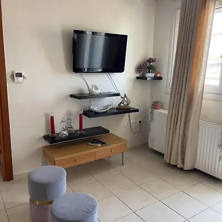 Maniola's Apartment
